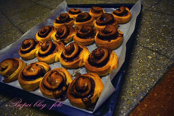 Málnás-kakaós csiga