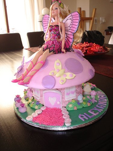 Barbie-Cake