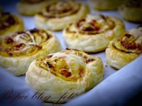 Kolbászos pizzás csiga